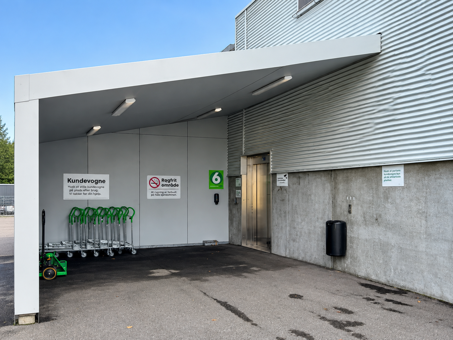 Lift entrance Gladsaxe