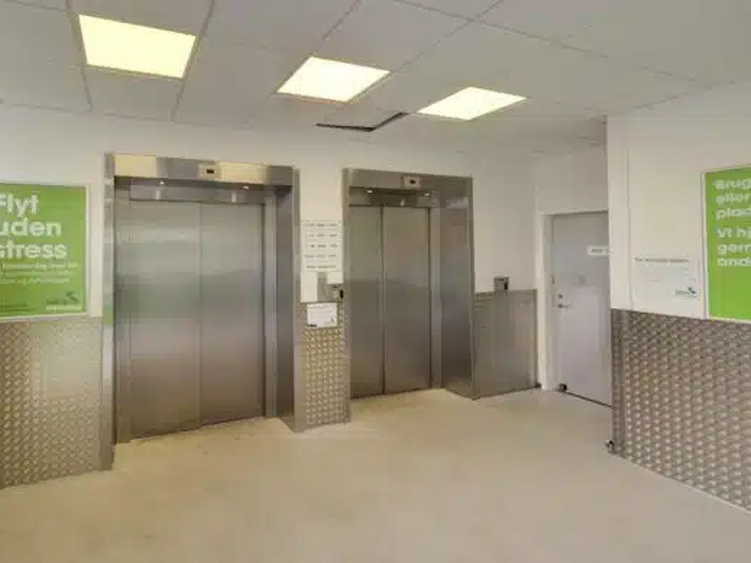 Elevatorer hos Pelican Self Storage på Østerbro