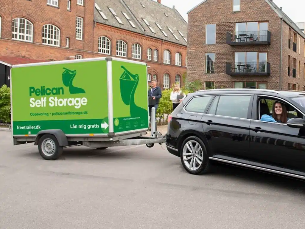 Pelican trailer